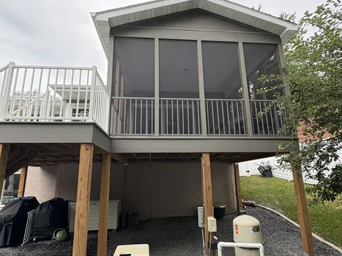 Deck project photo 195