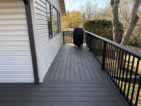 Deck project photo 20