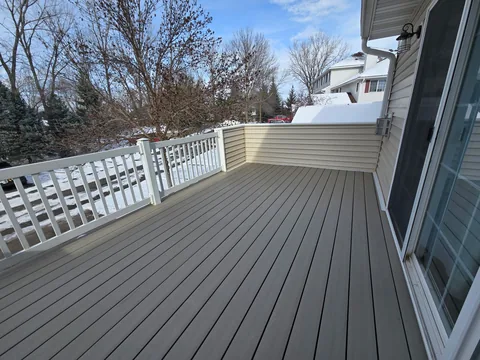 Deck project photo 27