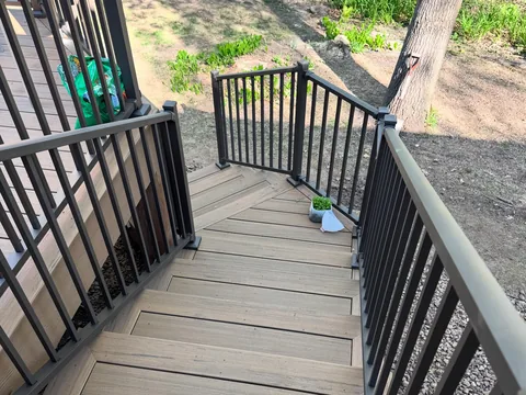 Deck project photo 33