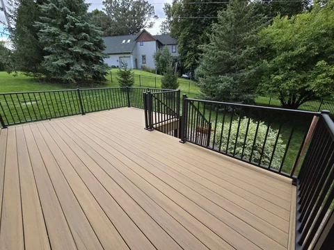 Deck project photo 36