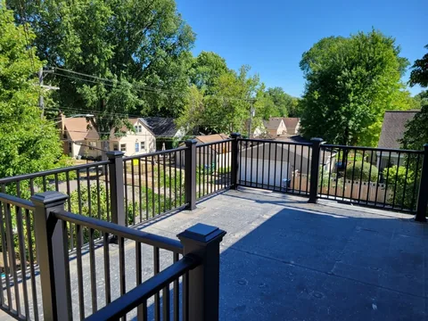 Deck project photo 40